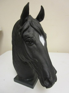 lot 349 image: HORSE HEAD SCULPTURE