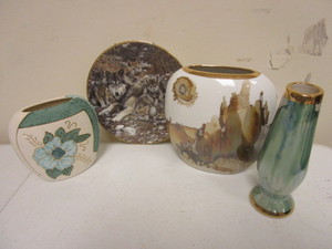lot 352 image: VASES, CARL BRENDERS DEN MOTHER LIMITED EDITION PORCELAIN PLATE