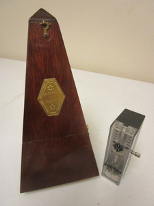 lot 357 image: METRONOMES