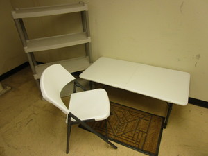 lot 411 image: LIFETIME ADJUSTABLE HEIGHT FOLDABLE TABLE AND CHAIR, SHELF UNIT, DECORATIVE DOOR MAT