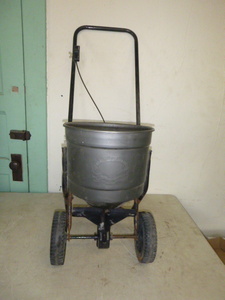 Tailor Made Lawn and Garden Spreader