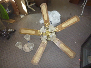 2 Ceiling Lights