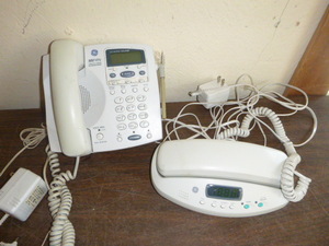 2 GE Telephones
