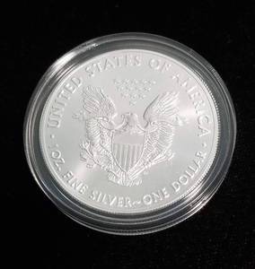 2016 AMERICAN SILVER EAGLE 1 TROY OZ. .999 FINE SILVER IN AIRTITE