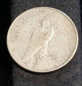 1922-D PEACE SILVER DOLLAR