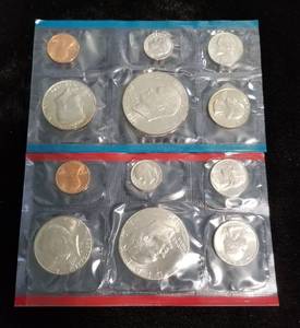 1976 BICENTENNIAL US MINT SET (12 COINS)