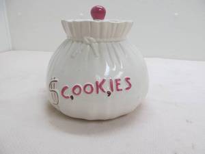 Cookie jar