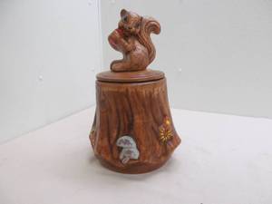 Chipmunk cookie jar