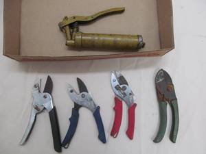 Grease gun