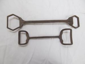 Vintage Handy Hoo Holder