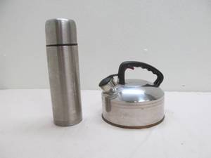 westbend tea pot, thermos