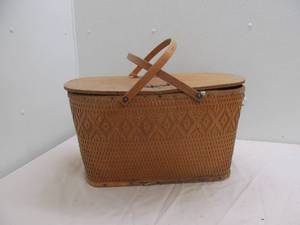 vintage picnic basket