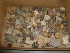 lot 28 image: Collector Rocks