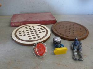 lot 47 image: Toys