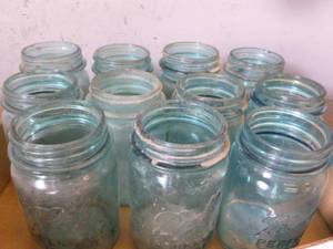lot 78 image: Vintage Ball Jars