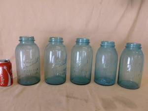 lot 79 image: Vintage Ball Jars
