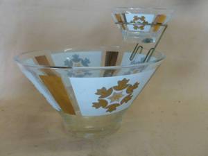 lot 81 image: Vintage Bowl Set