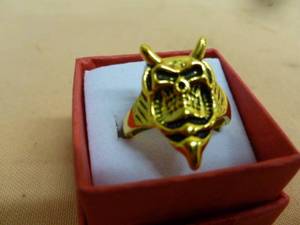 lot 107 image: Mens Ring