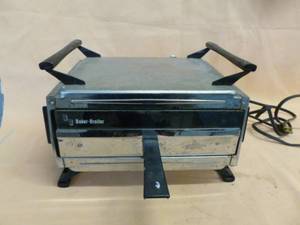 lot 130 image: Vintage Kitchen