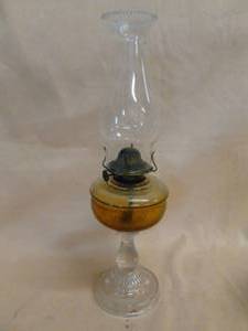 lot 160 image: Vintage Oil Lamp