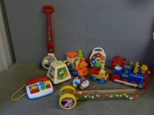 lot 171 image: Toddler Toys