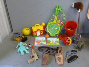 lot 172 image: Toys