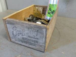 lot 177 image: Vintage Wooden Box