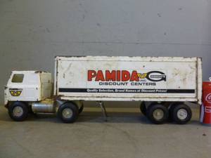 lot 187 image: Vintage Ertl