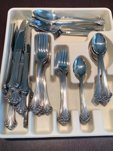 Towle Stainless Flatware Set- Service for 12- Colonial Plume
