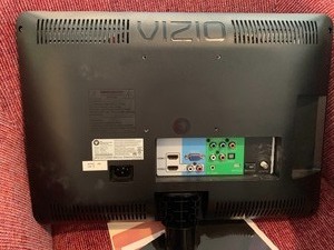 18 Vizio TV
