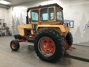 lot 21 image: 1970 Case 770 Agri King Cozy Cab -No Reserve-