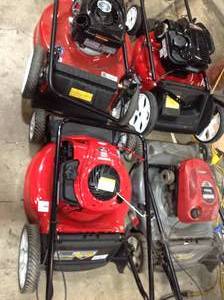 GAYLORD WITH TORO LAWN MOWERS SEE PICS FOR PARTS O REPAIRS