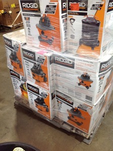 PALLET WHIT ASSORTED RIDGID VACUUMS  MOSTLY ARE IN LIKE NEW CONDITIONS