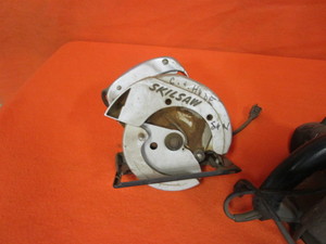 lot 23 image: (3) Skill Saws & Blades