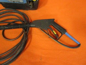 lot 27 image: Pressure Washer
