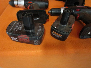 lot 34 image: Craftsman 19.2v Drills