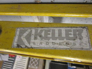 lot 46 image: Keller 6 Fiberglass Step Ladder