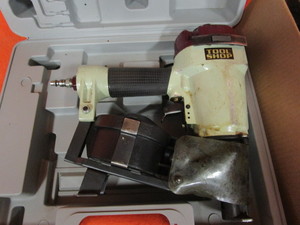 lot 58 image: Roofing Nailer & 34 Box of Nails
