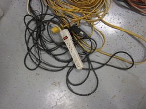lot 65 image: Lot of Extension Chords