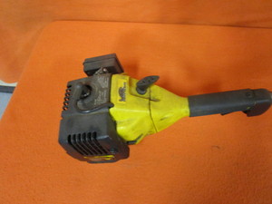 lot 109 image: Weed Trimmer