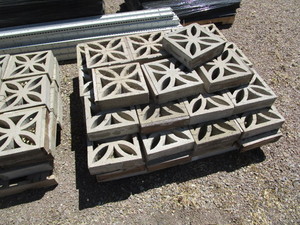 lot 15A image: Decorative Brick 11 58 x 11 58 x 3 58 100 pcs.