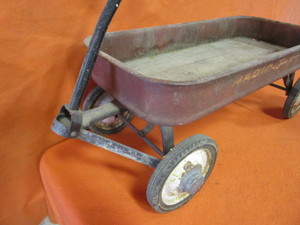 lot 112 image: Vintage Radio Jet Wagon