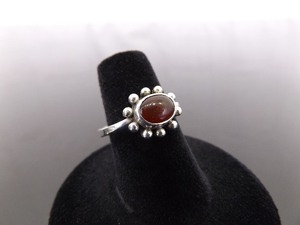 .925 Sterling Silver Garnet Cabochon Ring Size 5.75