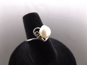 .925 Sterling Silver Authentic Pearl Heart Ring Size 7