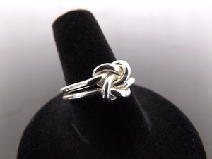 .925 Sterling Silver Knot Ring Size 8