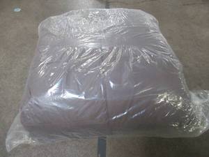 LaCrosse Medium Warmth Seal King Down Comforter, C3F4-K-SEAL - NEW