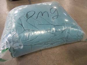 LaCrosse LoftAIRE Extra Warmth Teal Queen Down Alternative Comforter, C3J7-Q-Teal - NEW