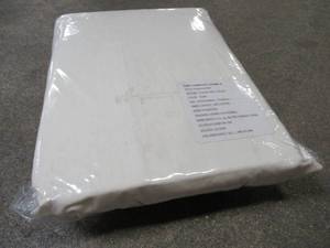 Classic 210-Thread Count Cotton Percale Fitted Sheet queen Ivory, ES46-Q-IVORY - NEW