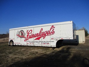 lot 3 image: 2009  HACKNEY BEVERAGE TRAILER