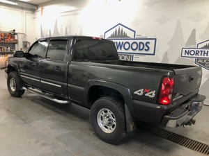 2005 Chevy 2500 Duramax 4x4 -No Reserve-